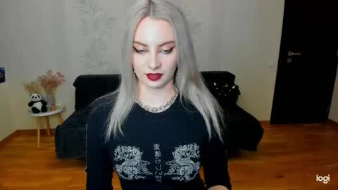 Marie online show from 11/26/25, 06:20