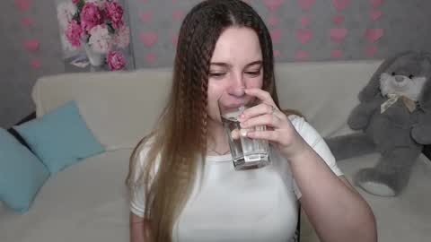 Lana online show from 02/22/25, 11:02