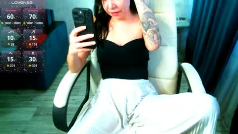 Milana   welcome to my world  online show from 04/07/26, 10:48