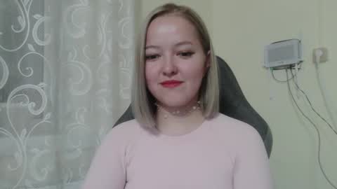 _sweet_smile_ online show from 09/12/25, 08:20
