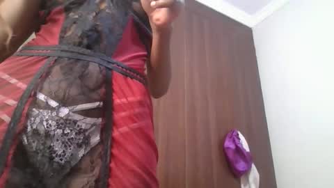 _sweetebony_r online show from 02/17/26, 06:21