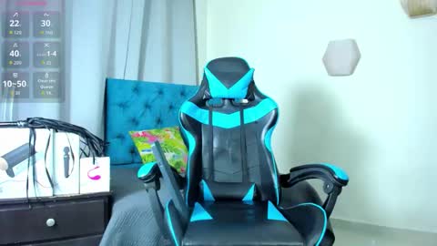 Snapshot of _taylor_black chatting on 09/16/25, 08:43 Taylor online show from 09/16/25, 08:43