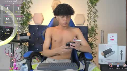 Taylor online show from 11/13/25, 01:37