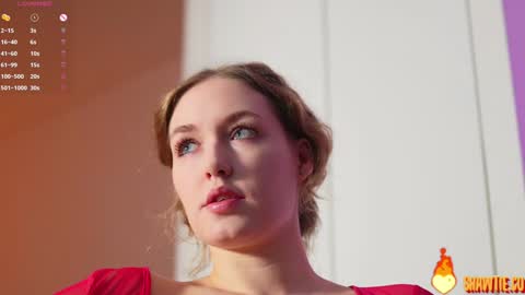 Snapshot of _taylor_swift chatting on 11/16/25, 04:51 Taylor online show from 11/16/25, 04:51