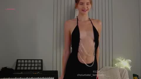 Snapshot of _temptation___ chatting on 10/29/25, 04:20 Tata online show from 10/29/25, 04:20