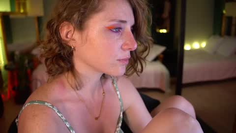 Snapshot of _the_sun_ chatting on 02/28/25, 01:15 Evi online show from 02/28/25, 01:15