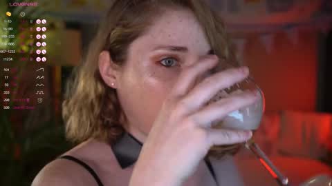 Snapshot of _the_sun_ chatting on 10/03/25, 07:44 Evi online show from 10/03/25, 07:44