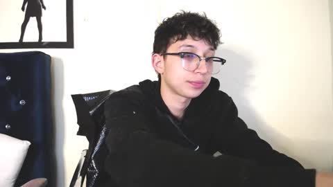 Thomas online show from 10/24/25, 01:35