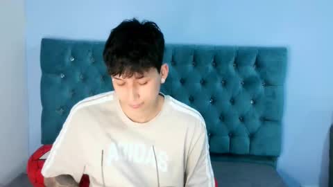 Thomas online show from 12/18/25, 03:23