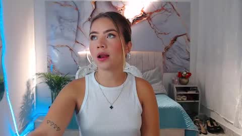 _tiffany1 online show from 09/09/25, 08:08