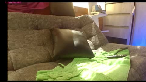 Snapshot of _tinyrousse_ chatting on 02/28/26, 07:26 Rousse online show from 02/28/26, 07:26