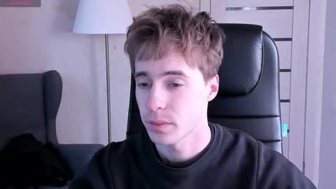 Snapshot of _tokyo_ghoul chatting on 01/05/25, 11:59 _tokyo_ghoul online show from 01/05/25, 11:59