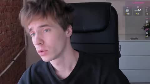 Snapshot of _tokyo_ghoul chatting on 02/14/25, 01:18 _tokyo_ghoul online show from 02/14/25, 01:18