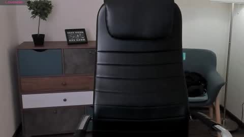 Snapshot of _tokyo_ghoul chatting on 03/06/25, 09:58 _tokyo_ghoul online show from 03/06/25, 09:58