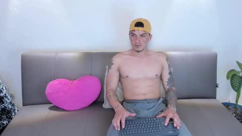 Tommy and Grace online show from 12/05/25, 03:48