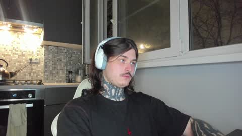 _torfin_ online show from 01/15/25, 04:21