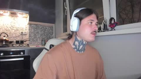 _torfin_ online show from 02/14/25, 10:47