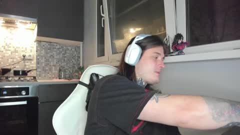 _torfin_ online show from 03/06/25, 03:24