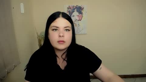 Snapshot of _trisha_li chatting on 09/09/25, 03:00 Trisha online show from 09/09/25, 03:00