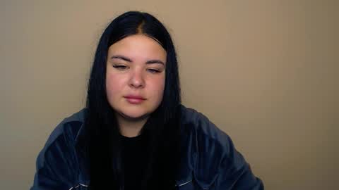 Snapshot of _trisha_li chatting on 10/14/25, 10:16 Trisha online show from 10/14/25, 10:16