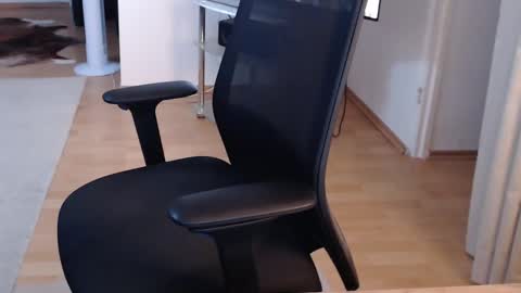 Snapshot of _trythis_ chatting on 11/20/25, 09:25 _trythis_ online show from 11/20/25, 09:25