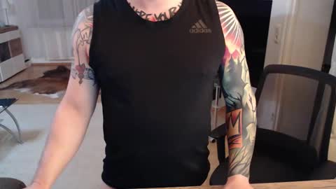 Snapshot of _trythis_ chatting on 12/16/25, 07:52 _trythis_ online show from 12/16/25, 07:52