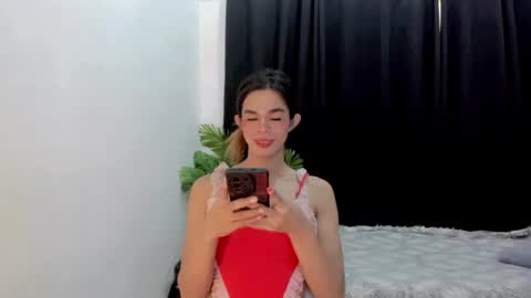Snapshot of _tsganda69_ chatting on 05/20/26, 12:50 _tsganda69_ online show from 05/20/26, 12:50