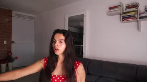 Snapshot of _vahos chatting on 07/17/26, 12:12 Anastasia Vahos online show from 07/17/26, 12:12