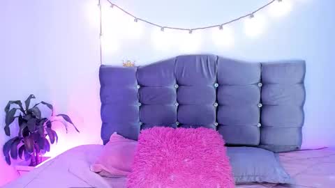 Vale online show from 01/13/26, 02:55