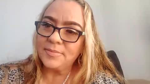 Valerie online show from 11/02/25, 02:30