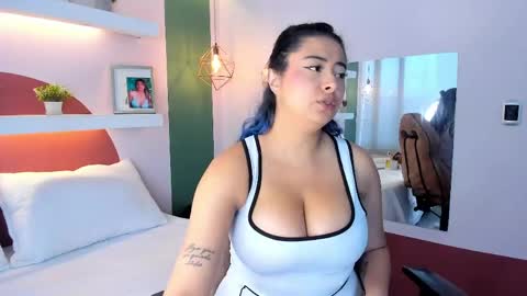 _valeryboobs_ online show from 05/26/26, 01:51