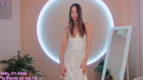 Snapshot of _velvetblade_ chatting on 09/09/25, 06:35 Alice online show from 09/09/25, 06:35