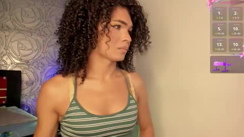 Snapshot of _vennuss_ chatting on 11/09/25, 01:20 Venus online show from 11/09/25, 01:20