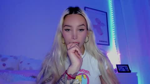   online show from 03/12/25, 09:35