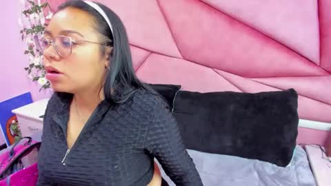 _violeta_18 online show from 09/15/25, 03:28