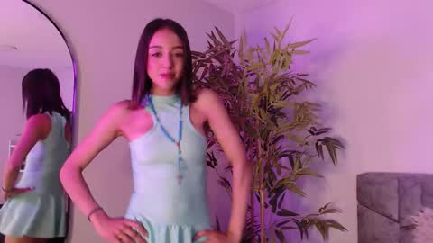 Evelyn online show from 09/09/25, 12:15