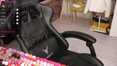 Alis online show from 04/17/26, 07:22