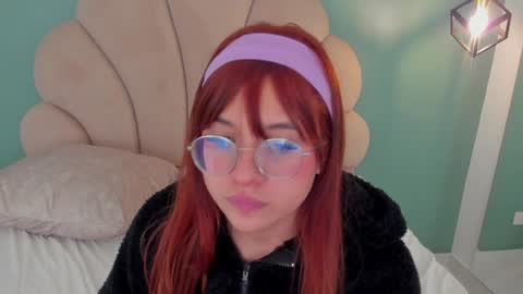 Snapshot of _vix555_ chatting on 01/15/25, 09:02 Vix online show from 01/15/25, 09:02