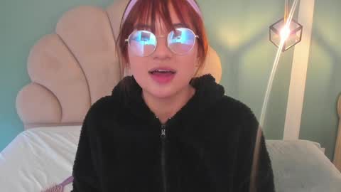 Snapshot of _vix555_ chatting on 01/15/25, 03:07 Vix online show from 01/15/25, 03:07