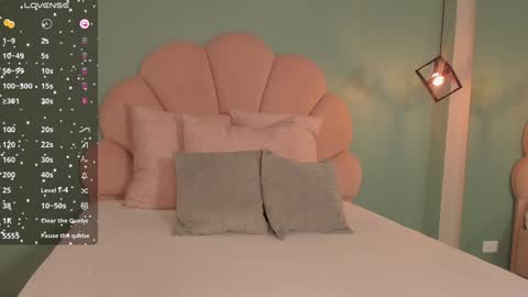 Snapshot of _vix555_ chatting on 02/08/25, 02:26 Vix online show from 02/08/25, 02:26