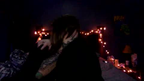 Snapshot of _voidlounge chatting on 11/21/25, 12:37 _voidlounge online show from 11/21/25, 12:37