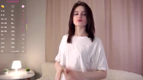 Anna online show from 11/19/25, 07:19