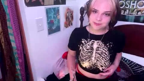 Snapshot of _xxalexx chatting on 09/24/25, 02:37 _xxalexx online show from 09/24/25, 02:37