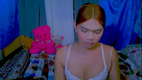 Snapshot of _xxclarita chatting on 05/31/26, 04:58 Clara online show from 05/31/26, 04:58