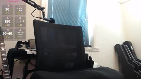 Snapshot of _xxrockstarloverxx_ chatting on 10/29/25, 09:38 _xxrockstarloverxx_ online show from 10/29/25, 09:38