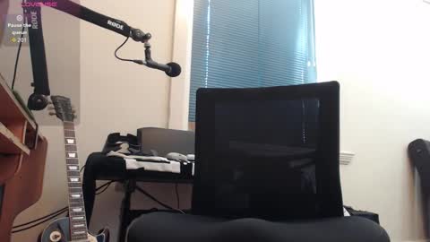 Snapshot of _xxrockstarloverxx_ chatting on 11/08/25, 09:57 _xxrockstarloverxx_ online show from 11/08/25, 09:57