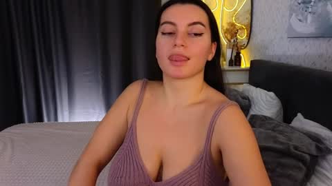 Snapshot of _your_sweetdream chatting on 02/08/25, 07:48 Jasmine online show from 02/08/25, 07:48