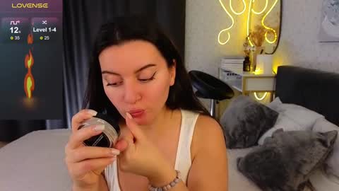 Snapshot of _your_sweetdream chatting on 02/11/25, 07:54 Jasmine online show from 02/11/25, 07:54