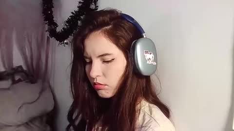 Snapshot of _yourcherrybomb chatting on 10/30/25, 12:12 _yourcherrybomb online show from 10/30/25, 12:12