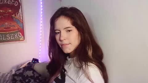 Snapshot of _yourcherrybomb chatting on 11/06/25, 02:34 _yourcherrybomb online show from 11/06/25, 02:34